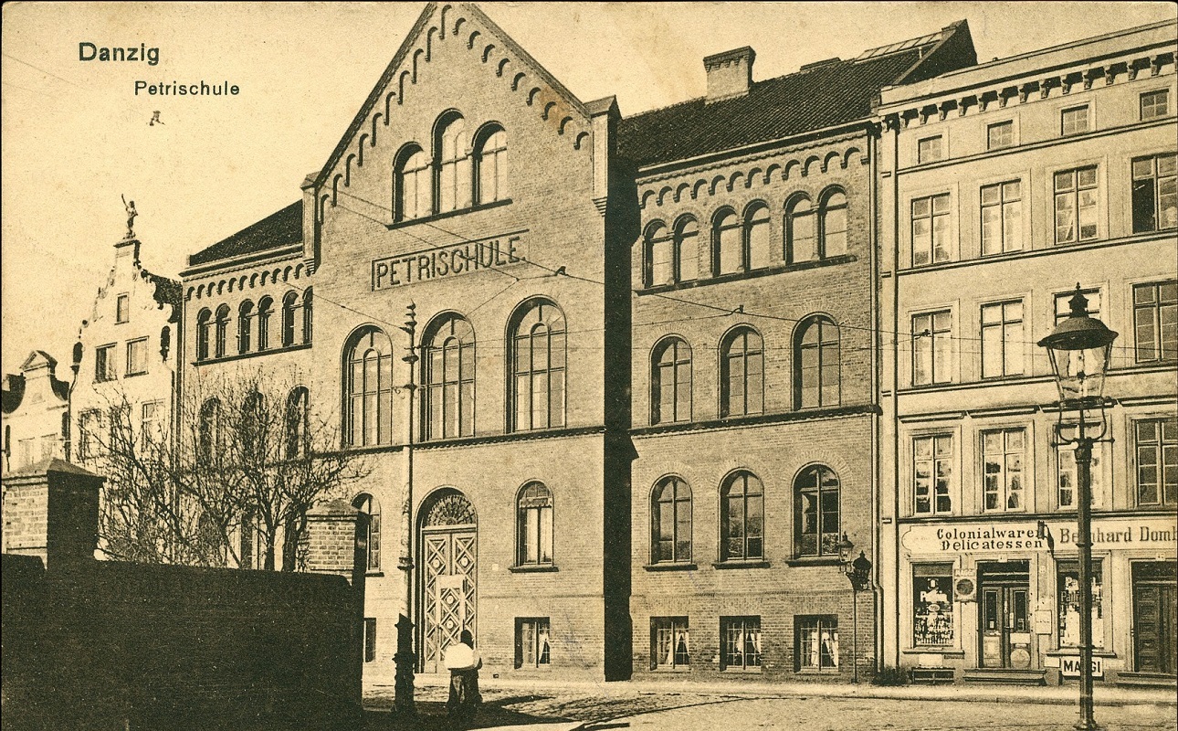Szkola sw. Piotra i Pawłaaa